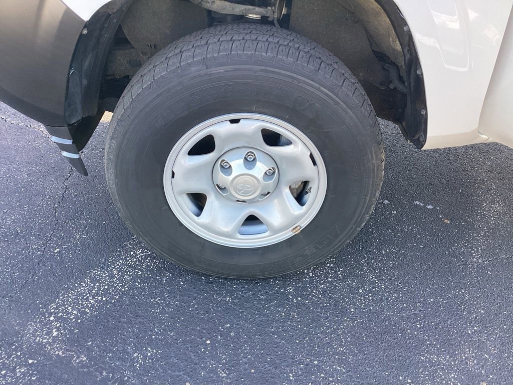 Used 2023 Toyota Tacoma SR image 27