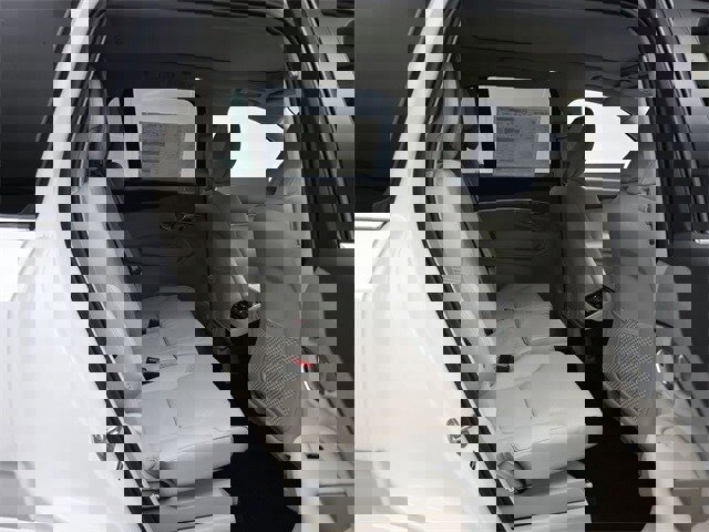 New 2025 Volvo XC90 B6 Plus w/ Protection Package Premier image 27