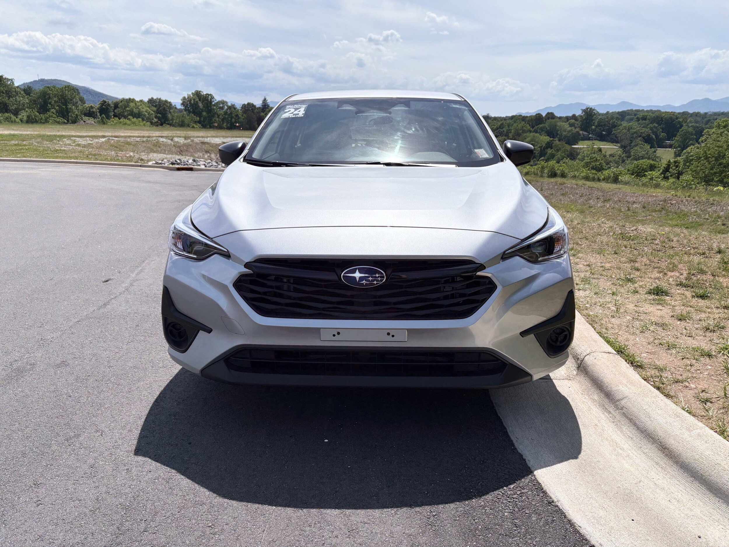 Used 2024 Subaru Impreza 2.0i AWD/4WD image 2
