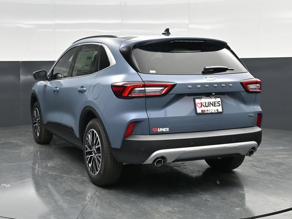 New 2026 Ford Escape SE FWD image 11