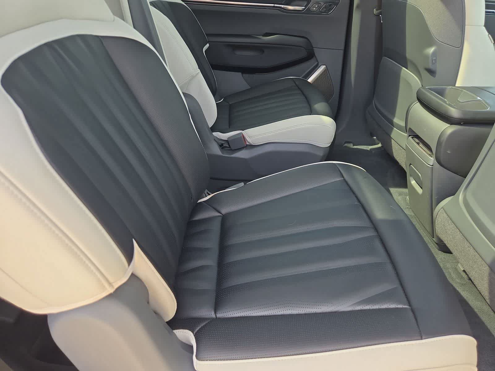 Certified 2024 Kia EV9 GT-Line AWD/4WD image 19