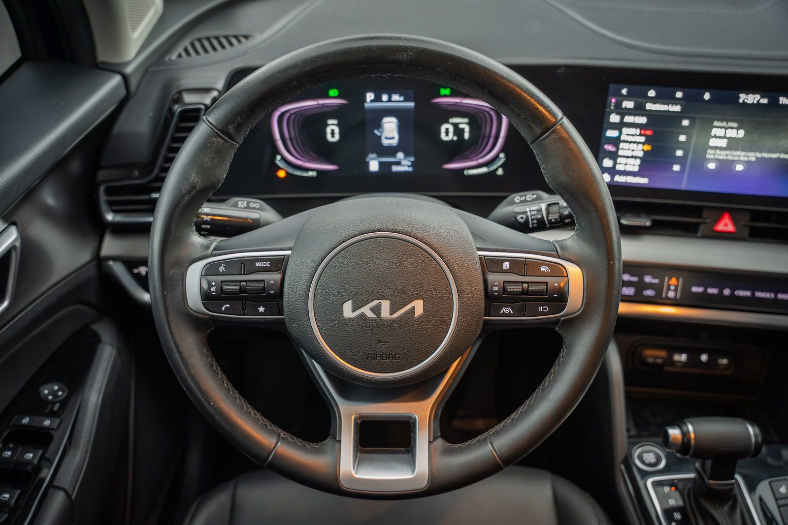 Used 2023 Kia Sportage EX image 23