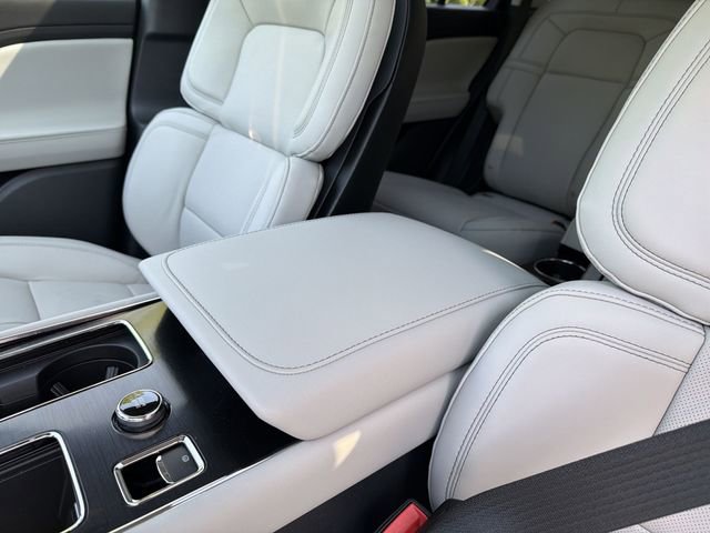 New 2026 Lincoln Aviator Reserve AWD/4WD image 21