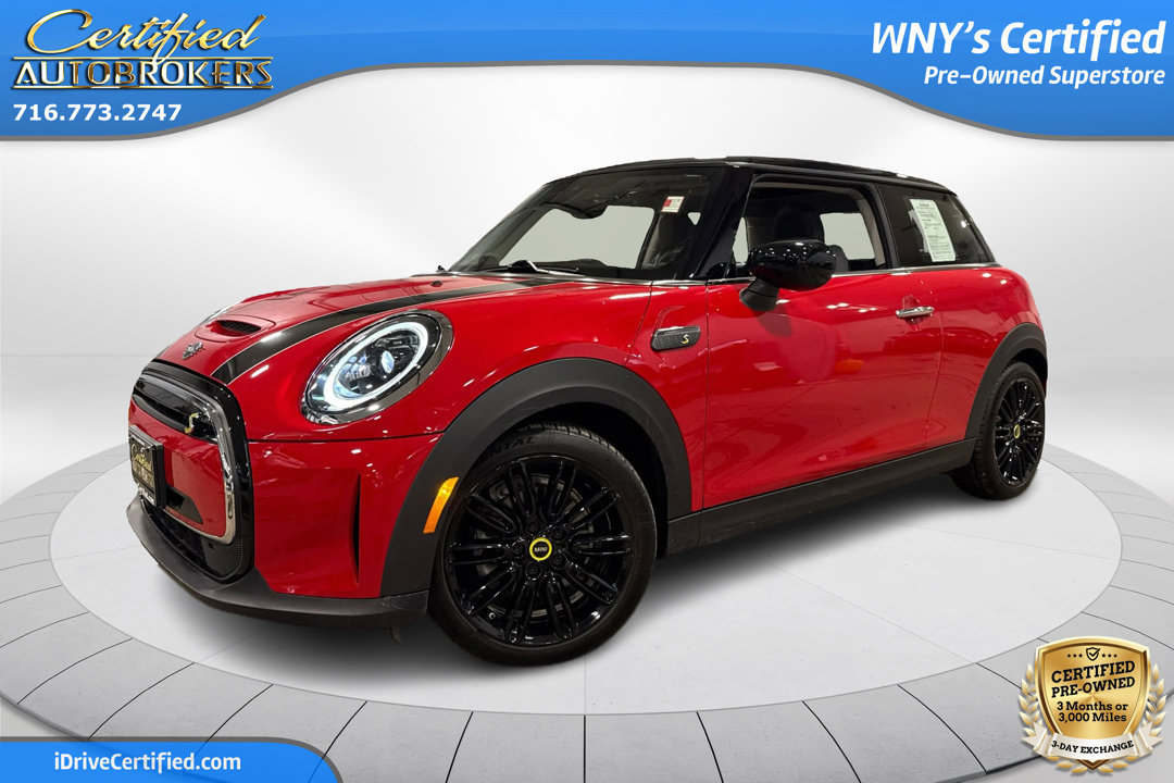 Used 2024 MINI Cooper SE image 1