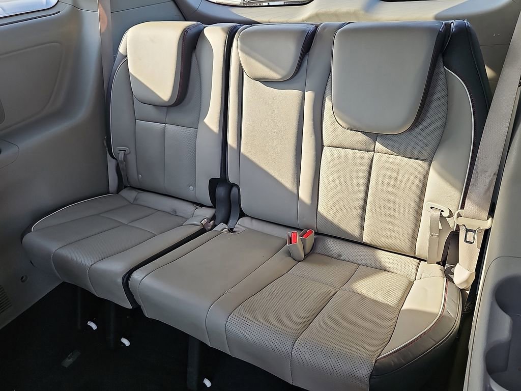 Used 2015 Kia Sedona EX image 14