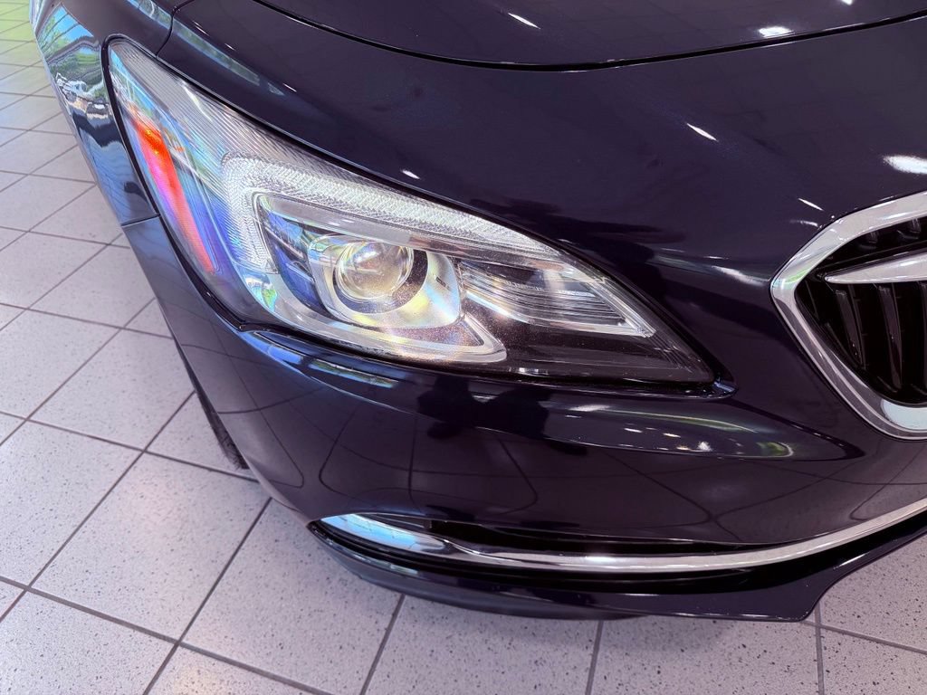 Used 2017 Buick LaCrosse Essence FWD image 15