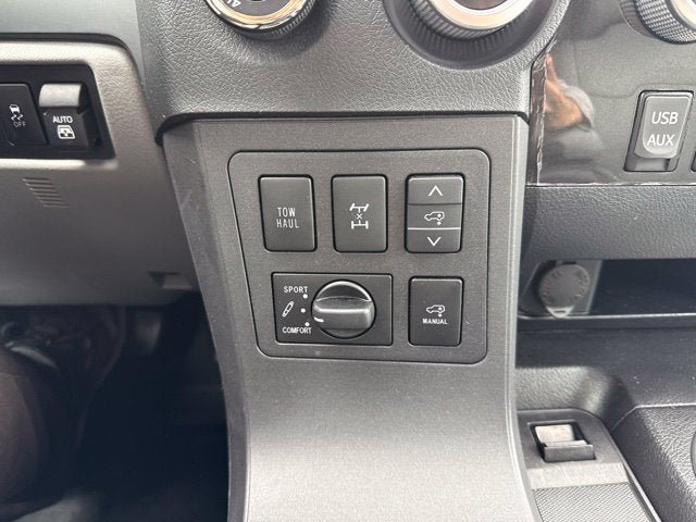 Used 2019 Toyota Sequoia Platinum AWD/4WD image 39