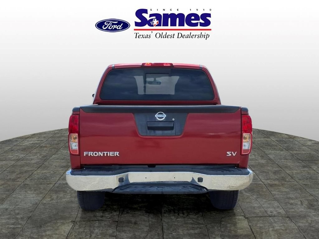 Used 2015 Nissan Frontier SV RWD image 4