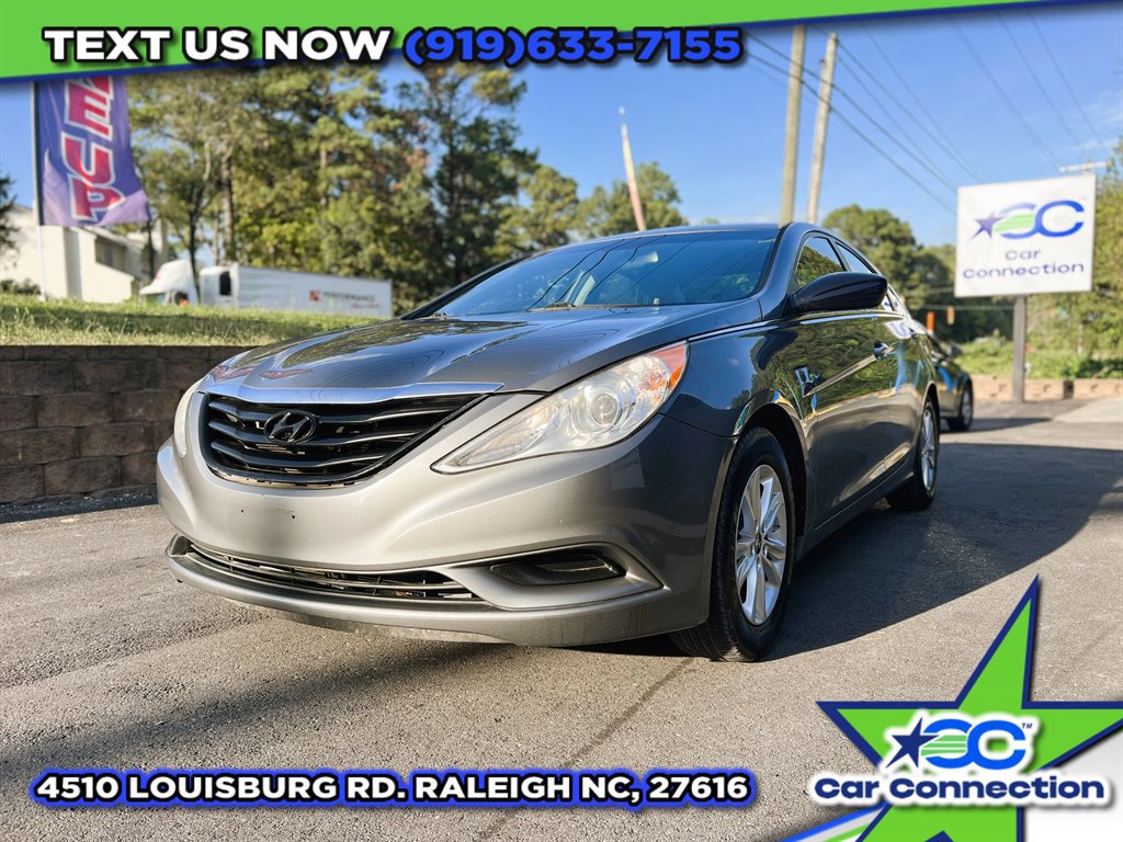 Used 2013 Hyundai Sonata GLS image 2