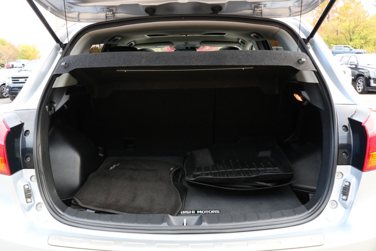 Used 2017 Mitsubishi Outlander Sport SEL AWD/4WD image 37