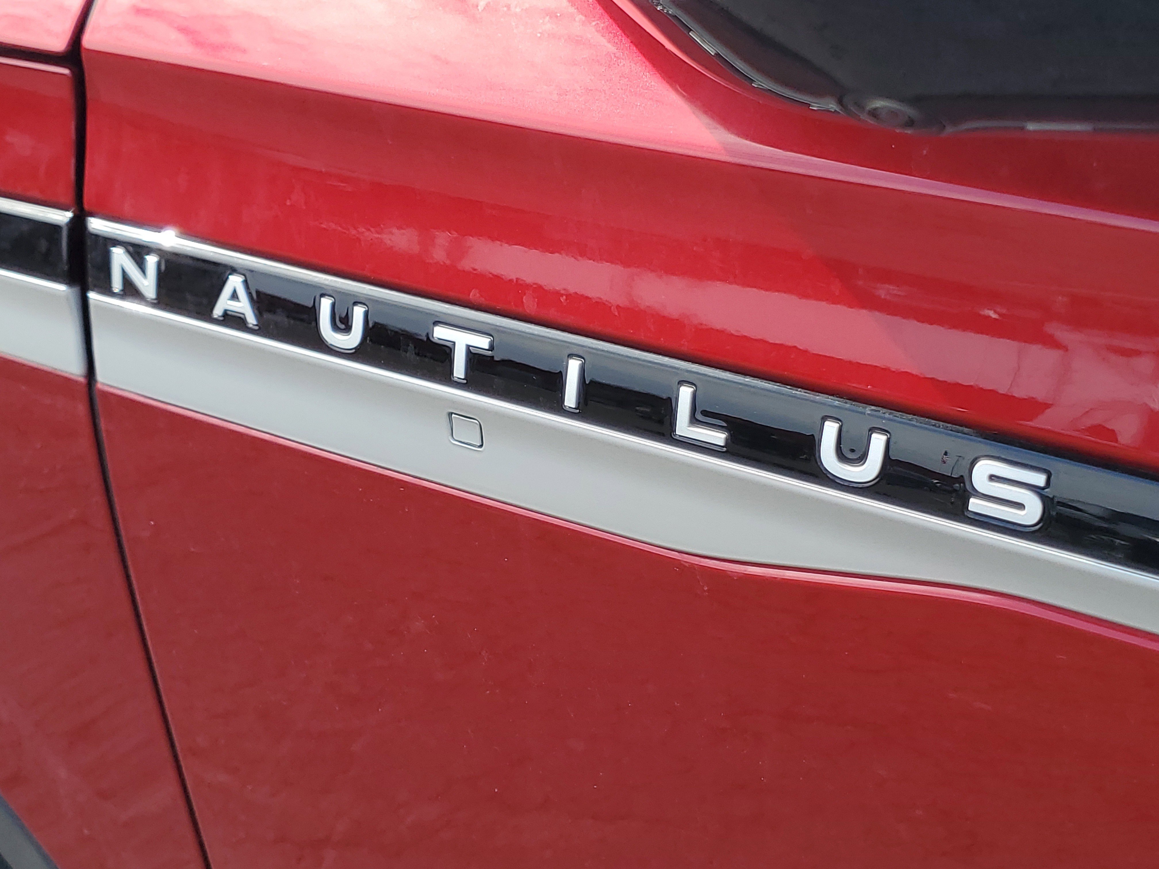 New 2026 Lincoln Nautilus Premier image 7