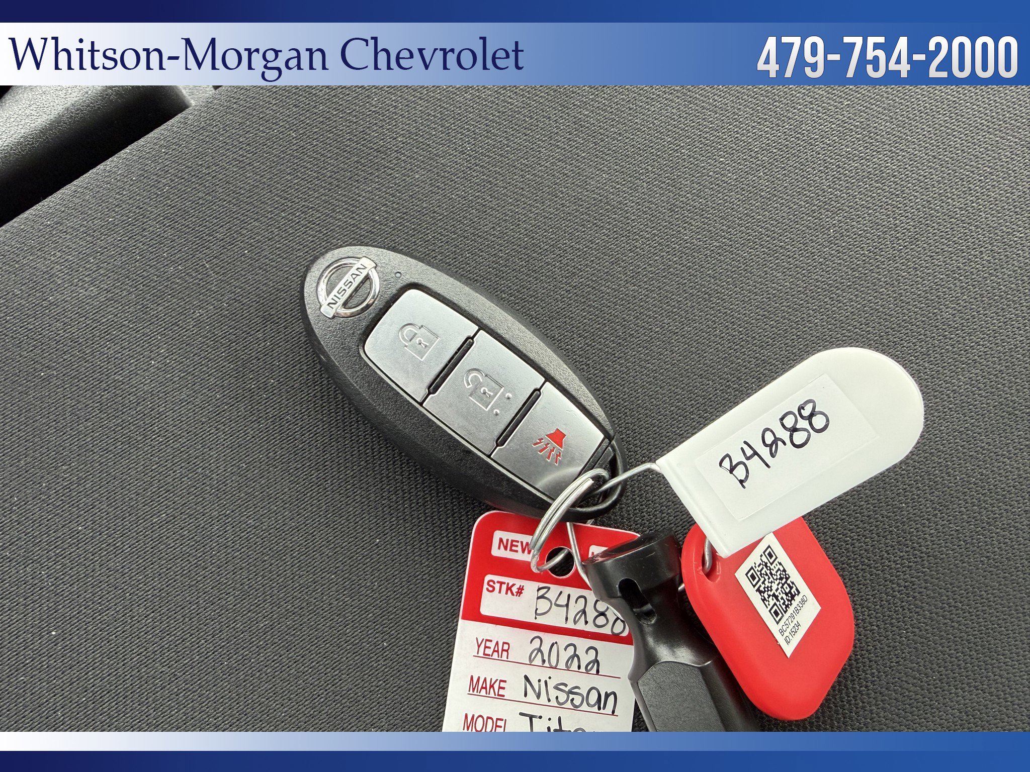 Used 2022 Nissan Titan SV image 20