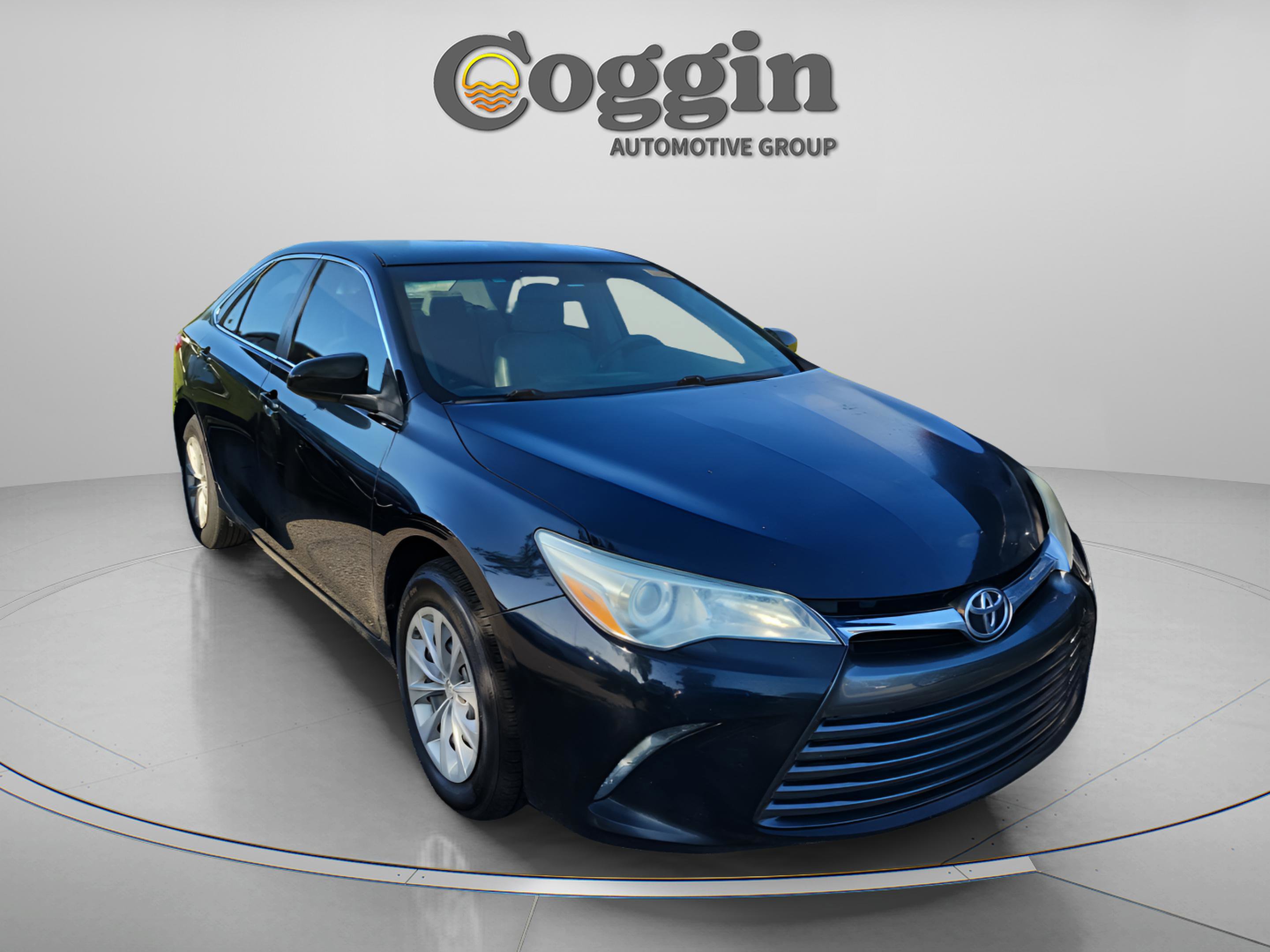 Used 2016 Toyota Camry LE FWD image 7