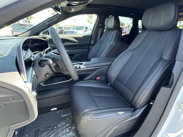 New 2026 Cadillac Lyriq Luxury w/ LPO, Premium Carpet Package RWD image 20