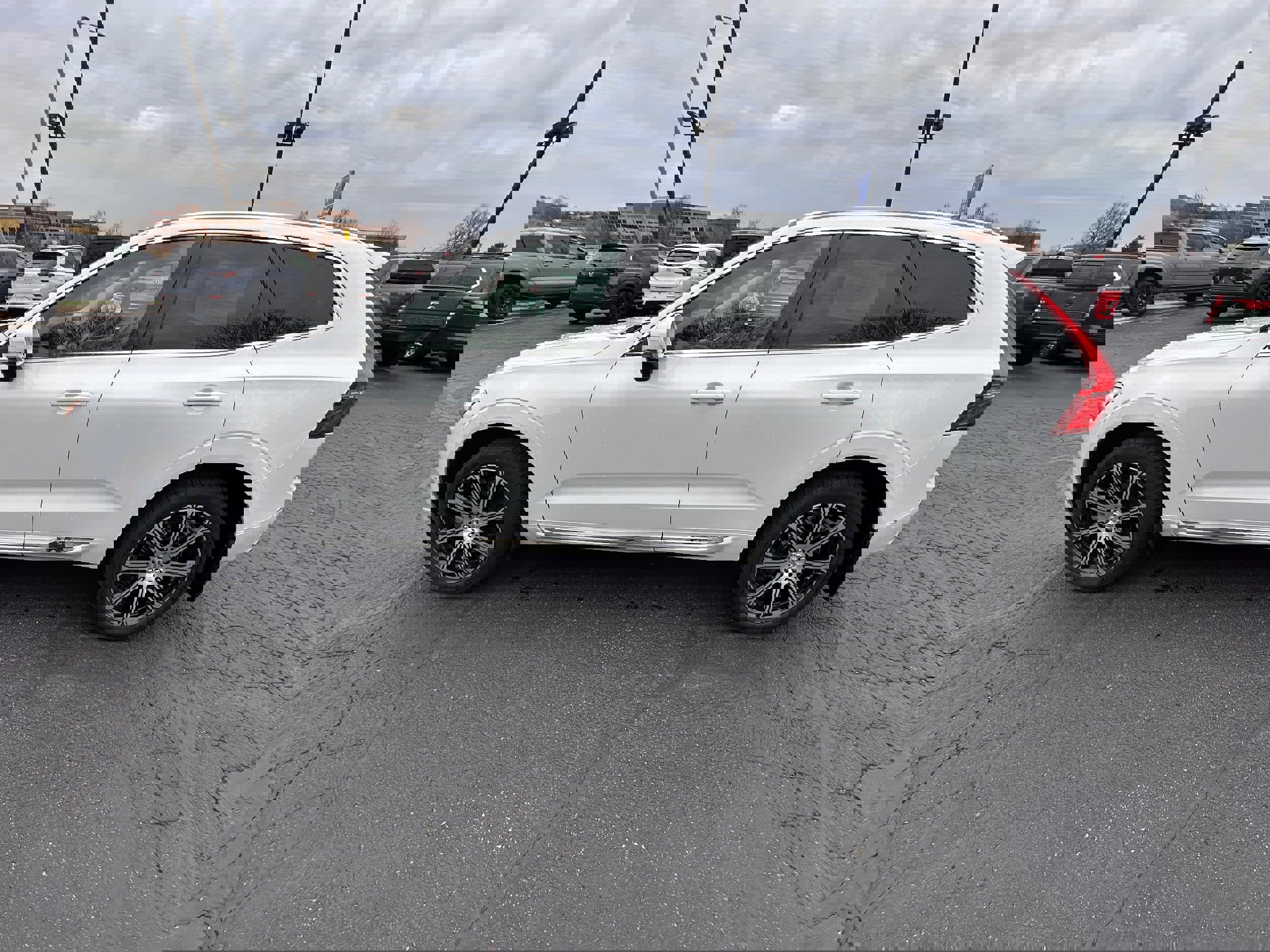 Used 2018 Volvo XC60 T6 Inscription image 6