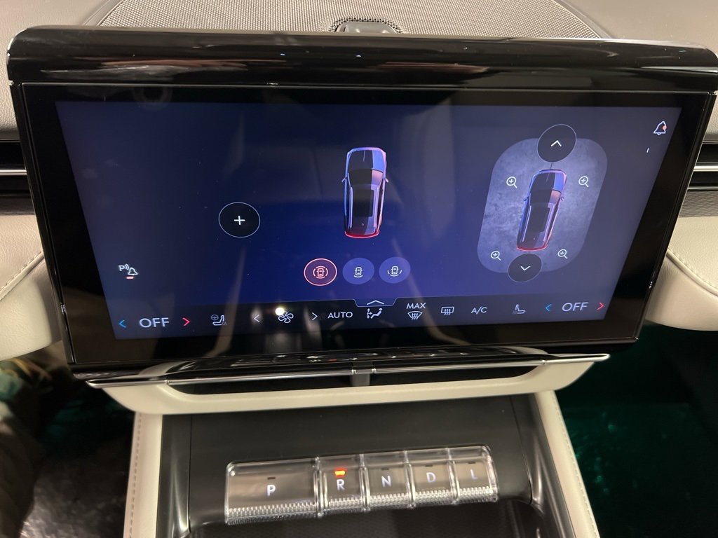 Used 2026 Lincoln Nautilus Premier w/ Equipment Group 102A image 13