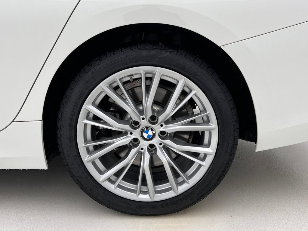 Certified 2023 BMW 330i xDrive Sedan w/ Convenience Package AWD/4WD image 28