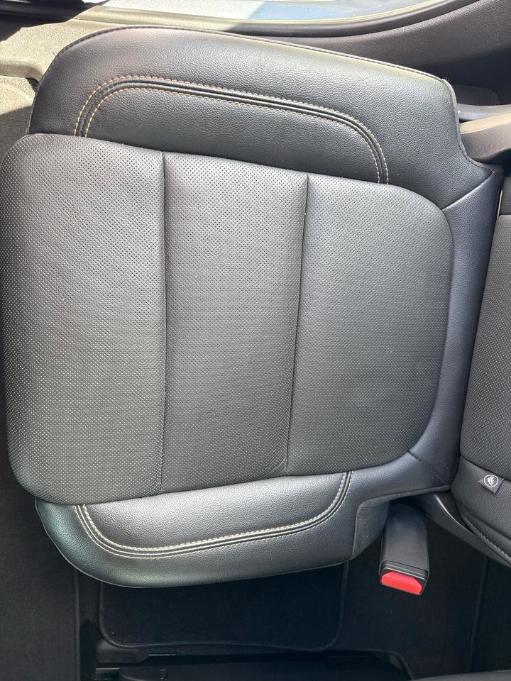 Used 2018 Chevrolet Traverse Premier w/ Driver Confidence II Package image 17