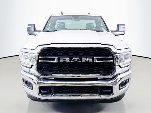 Used 2024 RAM 3500 Tradesman w/ Chrome Appearance Group AWD/4WD image 2