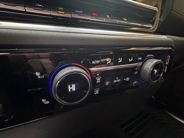 Used 2026 Chevrolet Silverado 1500 LT image 24