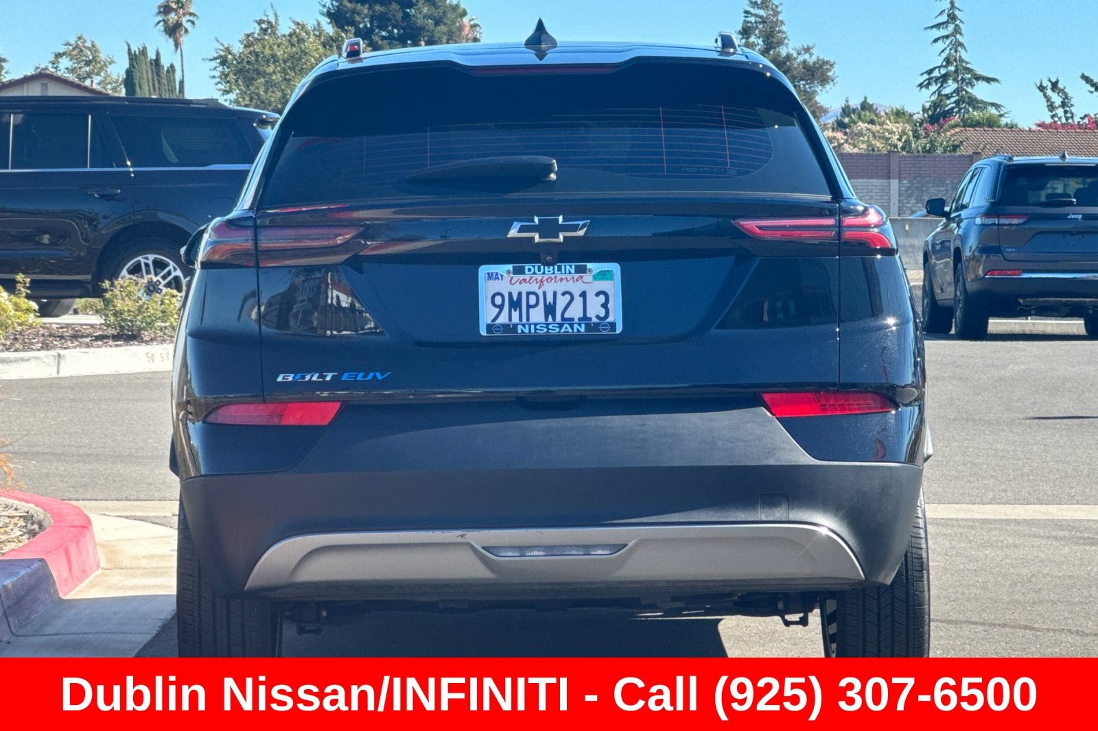 Used 2023 Chevrolet Bolt EUV LT FWD image 5