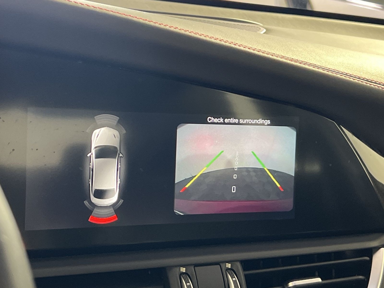 Used 2018 Alfa Romeo Giulia Quadrifoglio w/ Driver Assist Dynamic Package RWD image 19