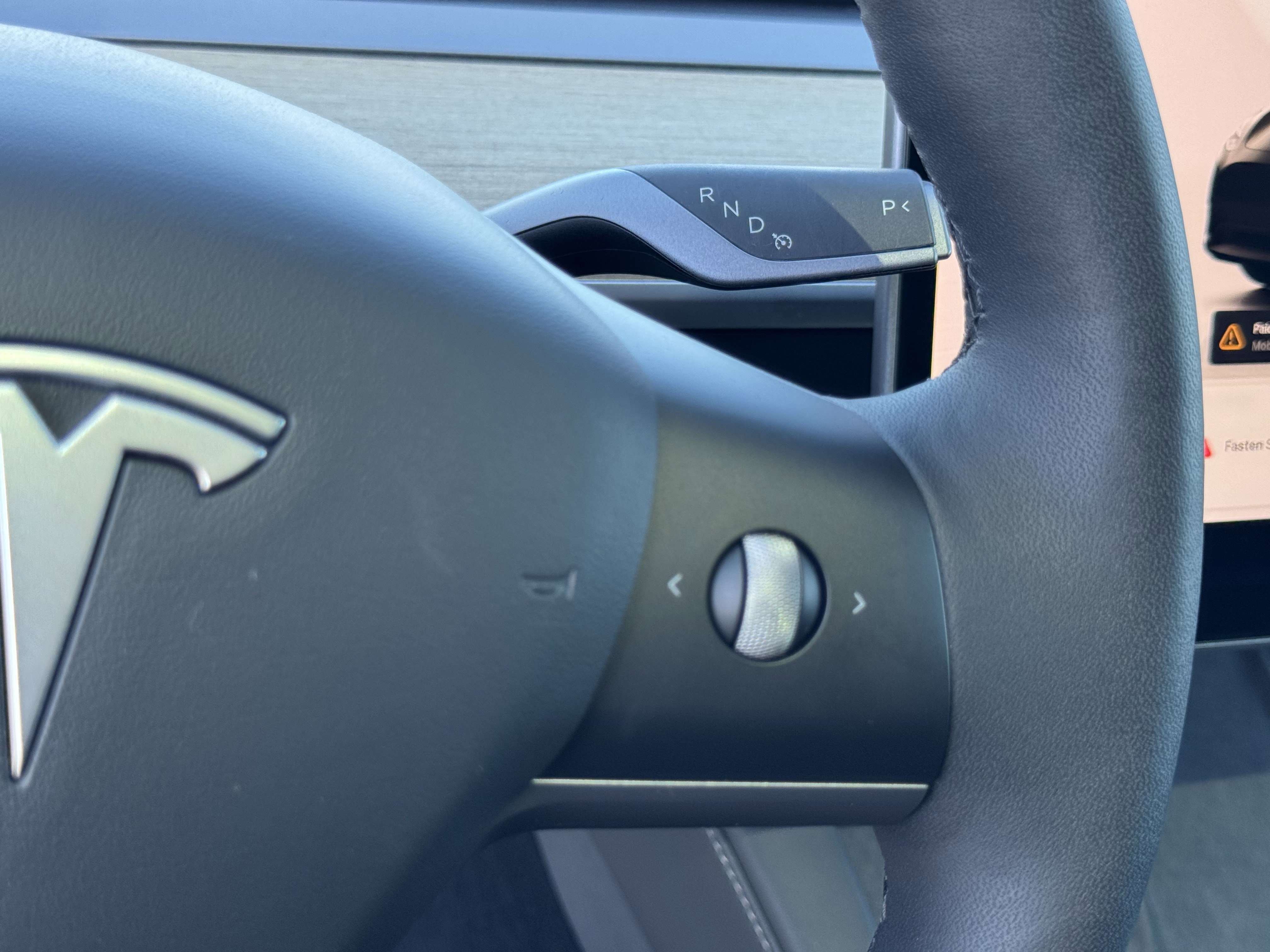 Used 2022 Tesla Model Y Performance image 20
