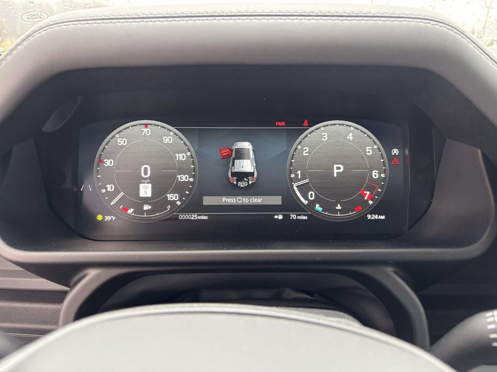 New 2026 Land Rover Defender 110 X-Dynamic SE image 14