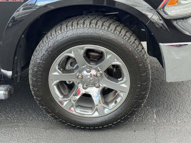 Used 2017 RAM 1500 Laramie w/ Convenience Group image 6