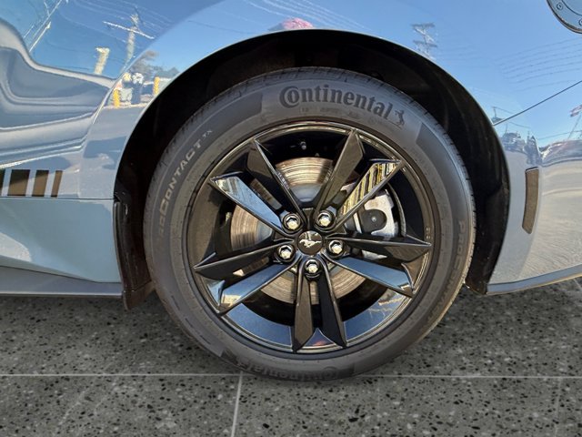 Used 2025 Ford Mustang GT RWD image 11
