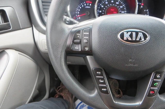 Used 2013 Kia Optima LX image 17