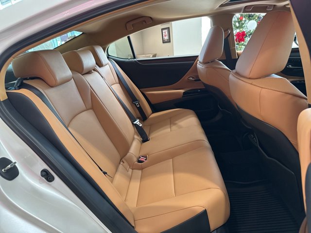 New 2025 Lexus ES 350 w/ Premium Package image 39