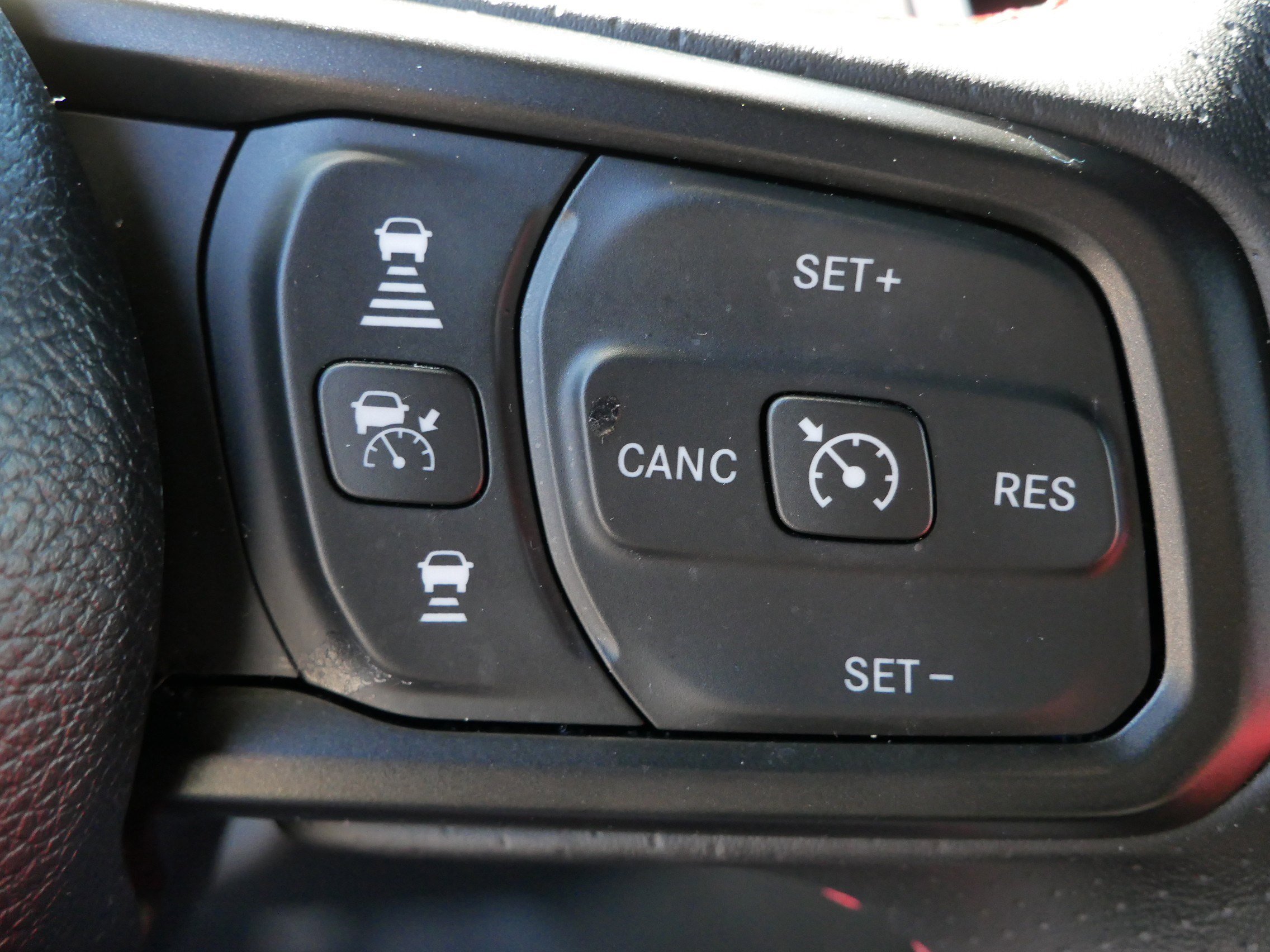 Used 2024 Jeep Wrangler Unlimited Rubicon 392 image 28