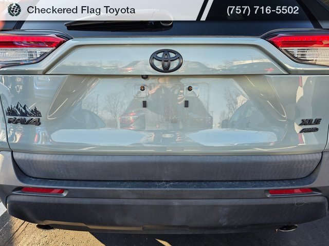 Used 2023 Toyota RAV4 XLE Premium image 7