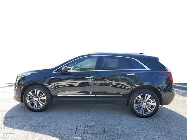 Certified 2025 Cadillac XT5 Premium Luxury FWD image 2