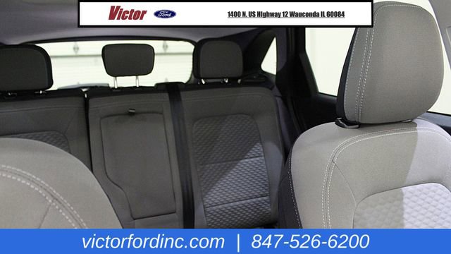 Used 2022 Ford Escape SE w/ SE Sport Appearance Package image 14