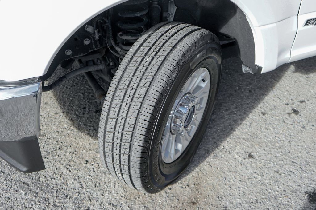 Used 2020 Ford F350 XLT w/ XLT Value Package image 43