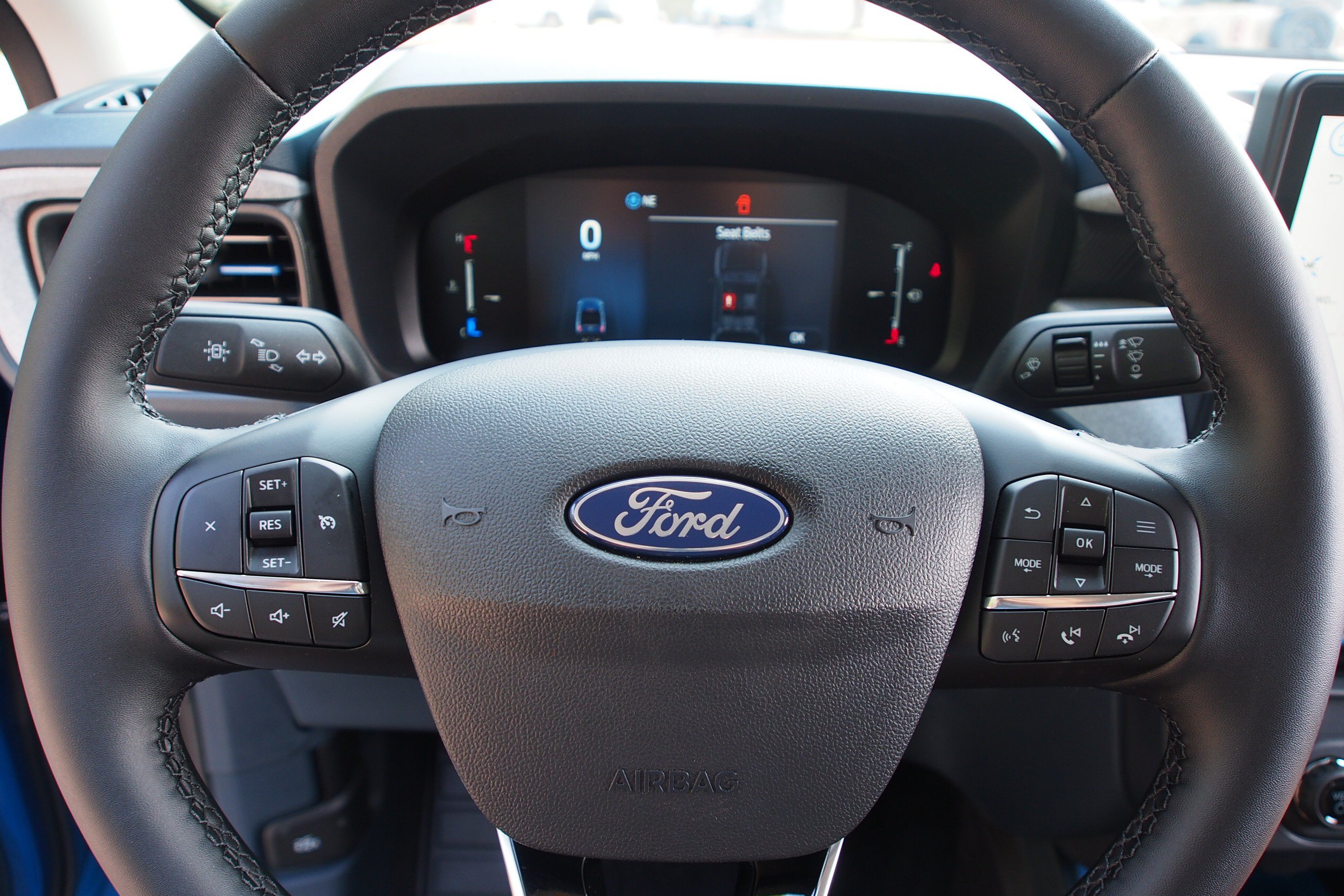 New 2026 Ford Maverick XLT w/ XLT Luxury Package FWD image 19