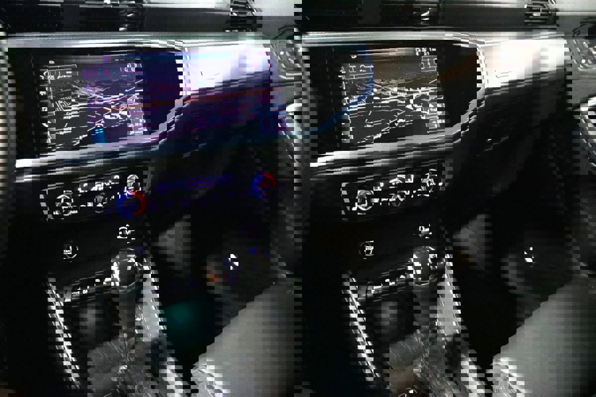 Used 2021 Audi Q3 2.0T Premium Plus w/ Premium Plus Package image 49