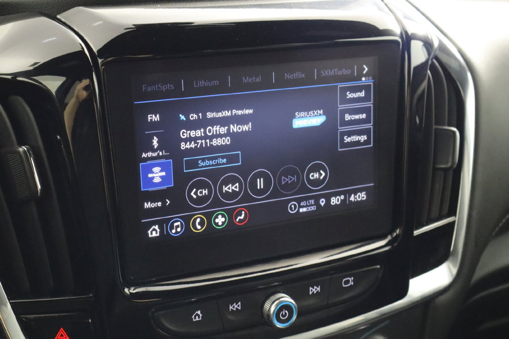 Used 2023 Chevrolet Traverse LT AWD/4WD image 33