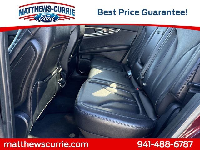 Used 2022 Lincoln Nautilus FWD image 12