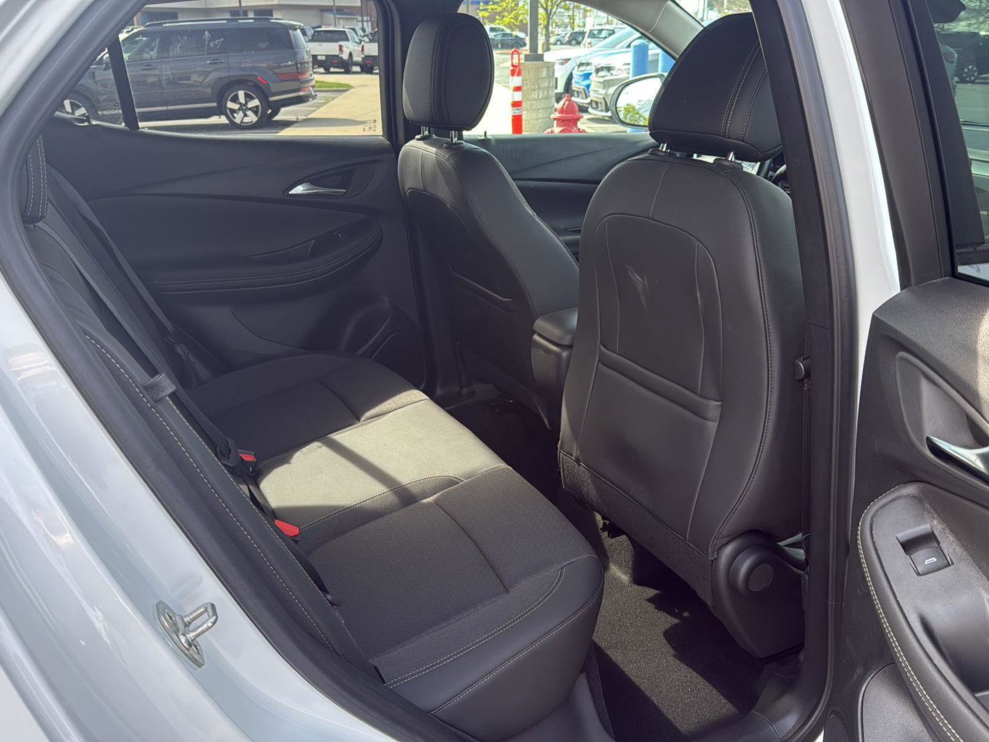 Used 2024 Buick Encore GX Preferred image 24