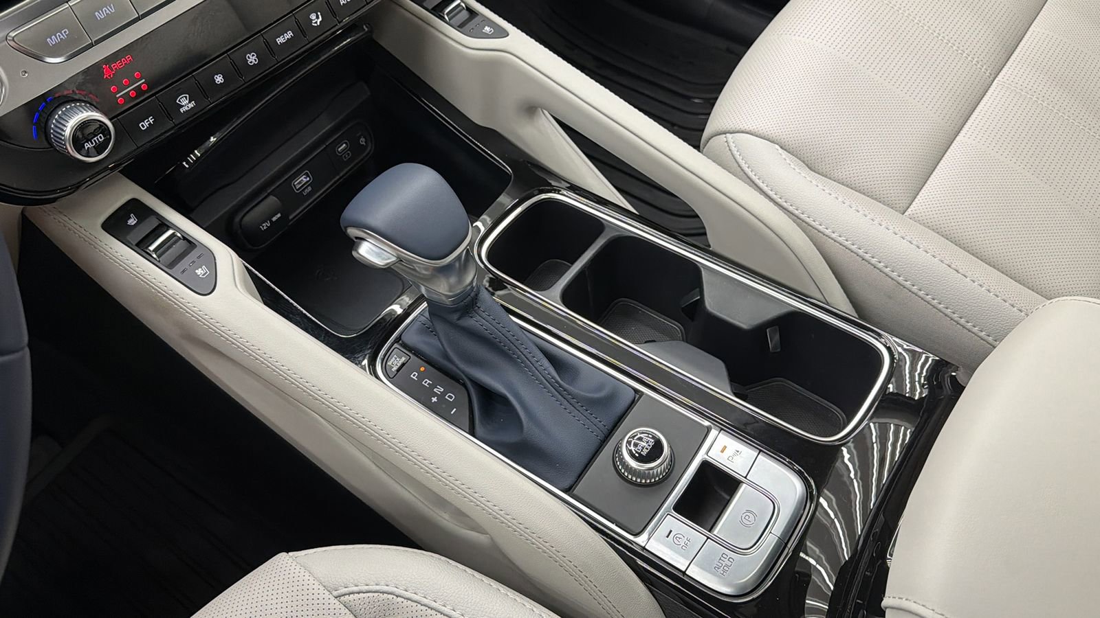 Used 2025 Kia Telluride EX FWD image 21
