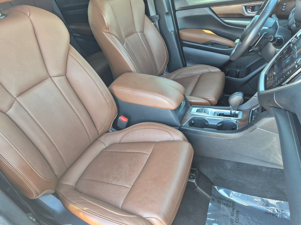 Used 2024 Subaru Ascent Touring w/ Popular Package #2 AWD/4WD image 16