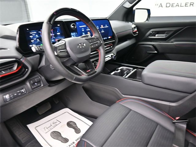 Certified 2025 Chevrolet Silverado EV RST image 18