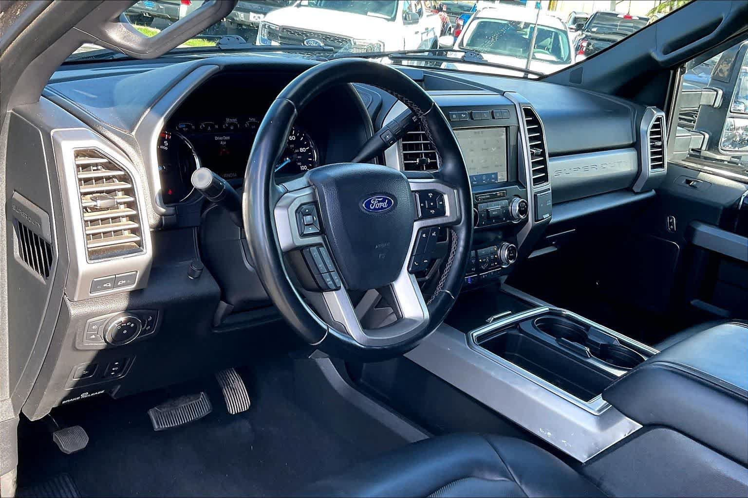 Used 2021 Ford F250 Platinum w/ Tremor Off-Road Package AWD/4WD image 2