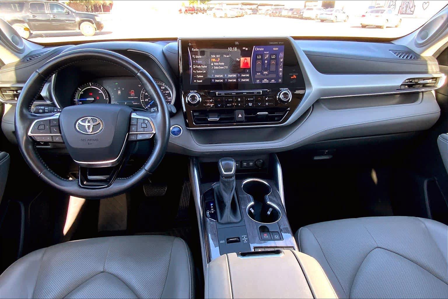 Used 2020 Toyota Highlander Platinum AWD/4WD image 39