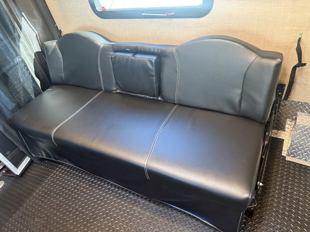 Used 2017 Ford E-450 and Econoline 450 Super Duty w/ Motorhome Prep Package RWD image 58