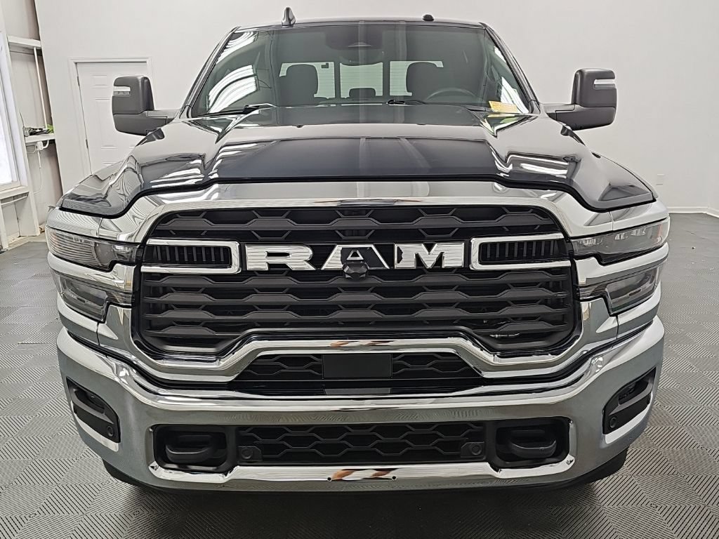 Used 2026 RAM 2500 Tradesman AWD/4WD image 4