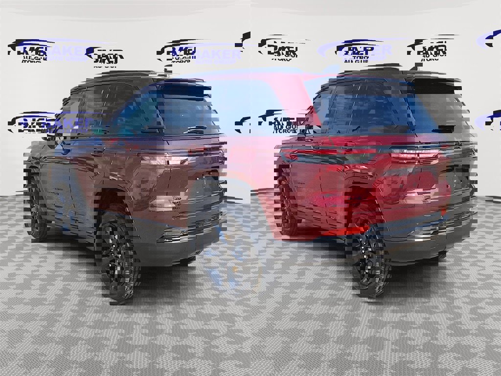 New 2025 Jeep Grand Cherokee Altitude image 5